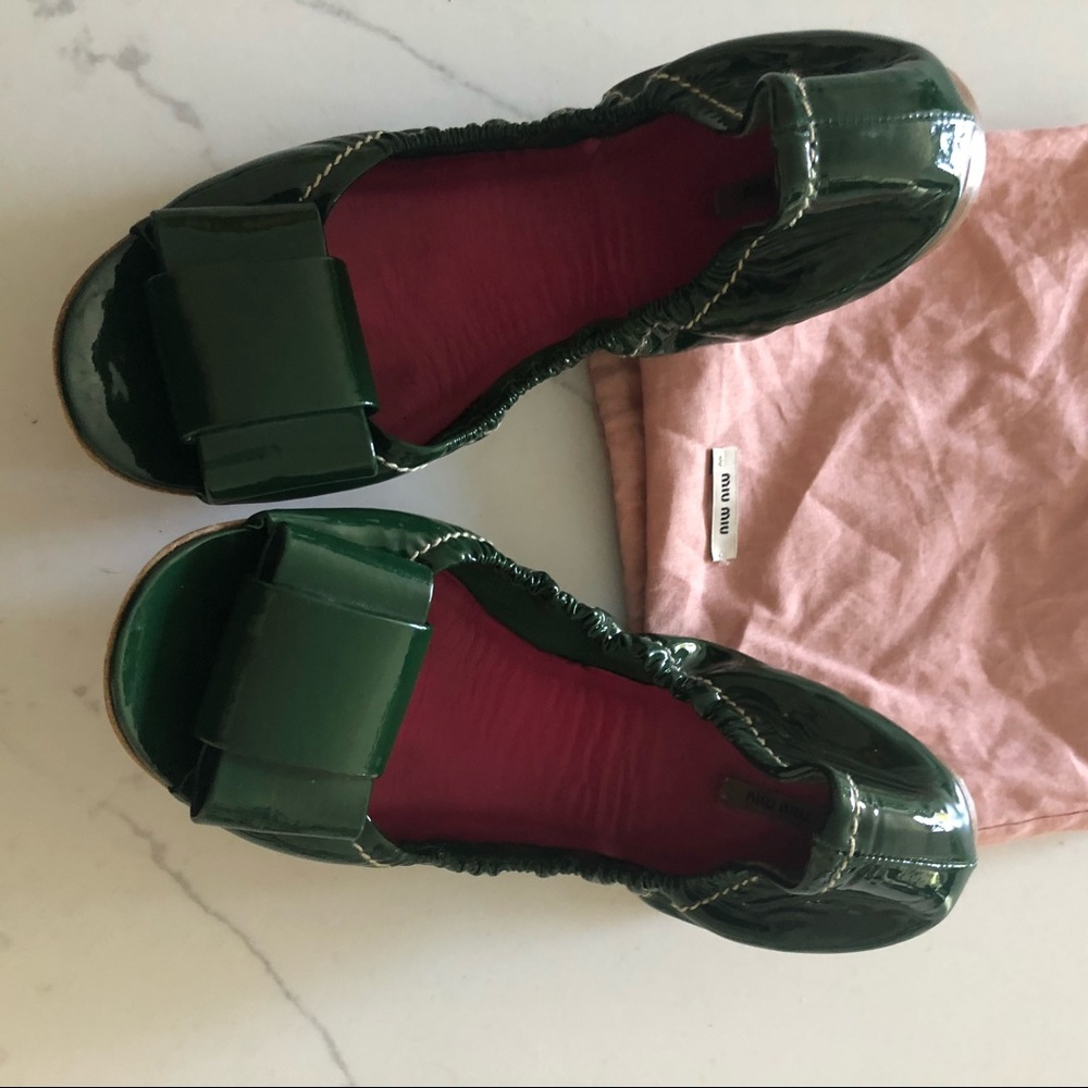 Miu Miu Green Patent Ballerinas with Bow